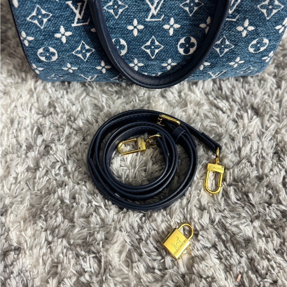 Blue Patterned Handbag - image 5